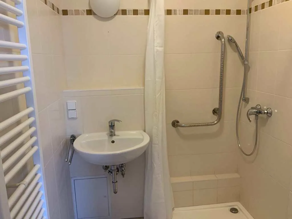 Seniorenfreundliche 3-Raumwohnung in Marienbrunn - Photo 1