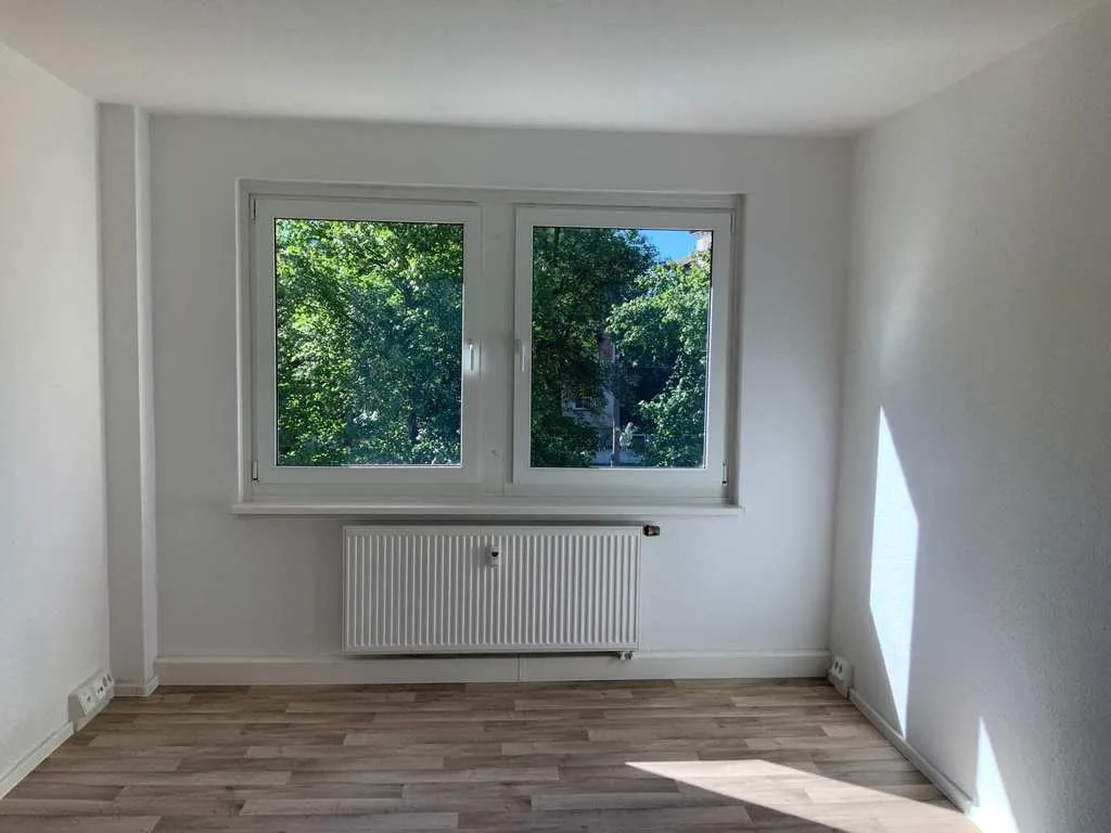 Frisch sanierte 3-Raumwohnung in Mockau mit Balkon und ebenerdiger Dusche - Foto 4