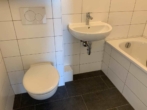 3-Zimmerwohnung mit Balkon sucht neue Mieter - Bad mit Wanne