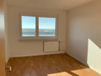 Hoch hinaus: 3- Zimmerwohnung mit Balkon und Aufzug in 9. Etage - Schlafzimmer (Beispiel)