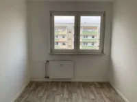 Grünau-Ost: 2 Raumwohnung mit Balkon sucht dich! - Schlafzimmer