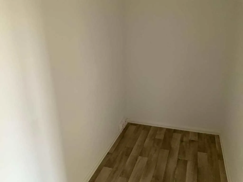 Grünau-Ost: 2 Raumwohnung mit Balkon sucht dich! - Photo 4
