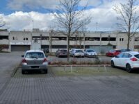 Überdachter Parkhausstellplatz - Parkhaus