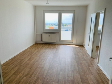 3-Raumwohnung mit Duschtasse und Fahrstuhl, Grünau-Mitte, Breisgaustr. 49