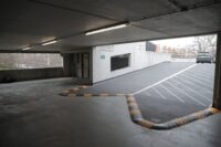 unüberdachter Stellplatz im Parkhaus - Parkhaus Innen