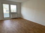 2-Zimmerwohnung mit Aufzug, Balkon und Wohnküche - Wohnzimmer  (Beispiel)