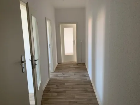 Nur mit Wohnberechtigungsschein: großzügig geschnittene 2-Raumwohnung, Grünau-Mitte, Breisgaustr. 45