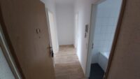 Frisch sanierte 1-Zimmerwohnung - Beispiel Flur