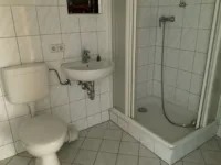 Familien aufgepasst: 3-Raumwohnung sucht neue Lieblingsbewohner - Bad